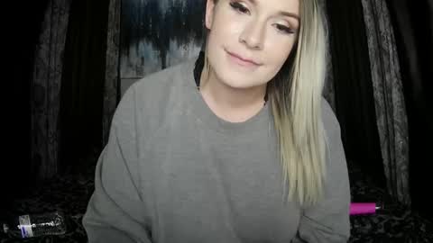 Kaylee 3 online show from 24, 1, 2025