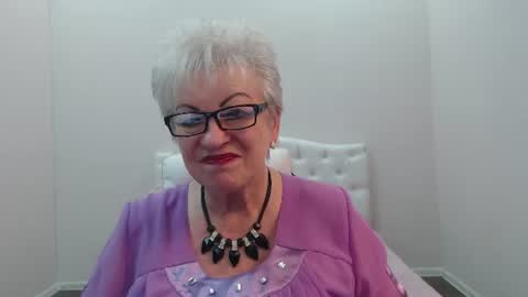 Snapshot of kaylesmoll chatting on 19, 7, 2026 kaylesmoll online show from 19, 7, 2026