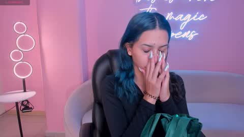 Kay online show from 3, 2, 2026