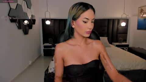 Snapshot of kayralanne chatting on 25, 4, 2026 Kay online show from 25, 4, 2026