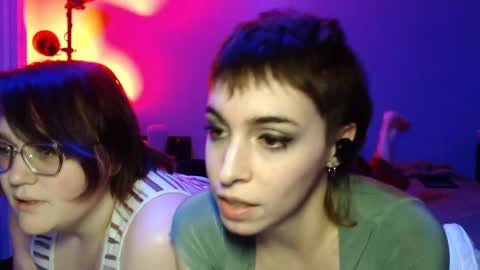 Snapshot of kayybutlikeno chatting on 21, 12, 2025 KayyNo online show from 21, 12, 2025