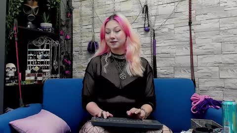 Miss Kazia online show from 1, 1, 2025