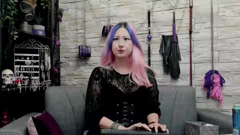 Miss Kazia online show from 7, 11, 2025