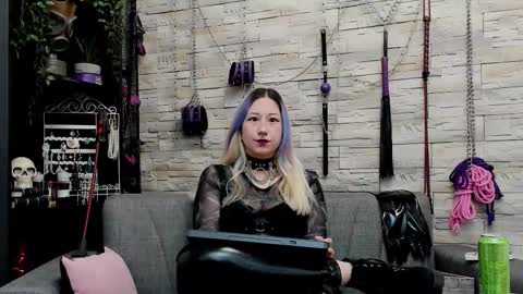 Miss Kazia online show from 11, 1, 2026