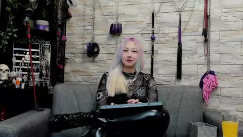 Miss Kazia online show from 26, 4, 2026