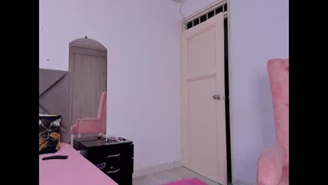 Snapshot of kazumikyo7 chatting on 24, 9, 2025 kazumikyo7 online show from 24, 9, 2025