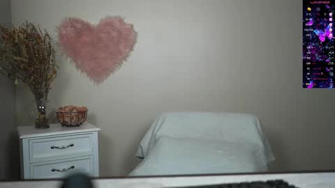 EliandKylie online show from 19, 2, 2025