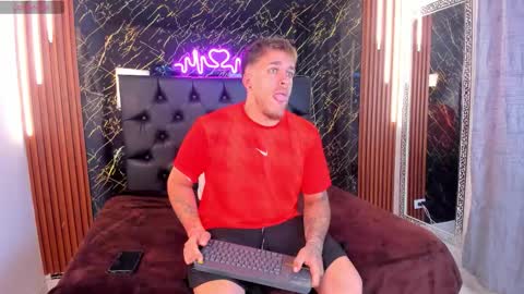 Snapshot of keane_lee chatting on 16, 9, 2025 Keane online show from 16, 9, 2025