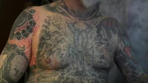 Snapshot of keeeeeeeeeeeeef chatting on 28, 10, 2025 keeeeeeeeeeeeef online show from 28, 10, 2025