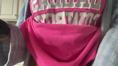 Snapshot of keephimcum69me chatting on 18, 9, 2025 Keephimcum69me online show from 18, 9, 2025