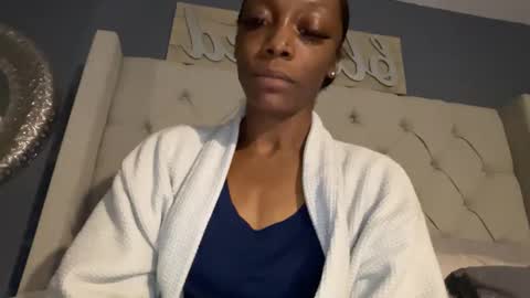 Snapshot of keephimcum69me chatting on 15, 10, 2025 Keephimcum69me online show from 15, 10, 2025