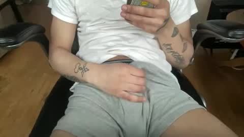 Snapshot of keesey23 chatting on 13, 2, 2026 Keesey23 online show from 13, 2, 2026