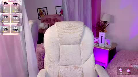Snapshot of keiko_amane chatting on 22, 7, 2026 online show from 22, 7, 2026