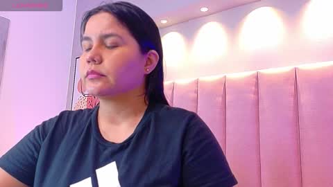 Keily Ross online show from 8, 2, 2026