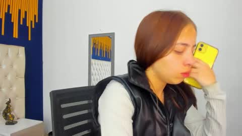 Snapshot of keilymorgan_ chatting on 12, 12, 2024 Keily Morgan online show from 12, 12, 2024