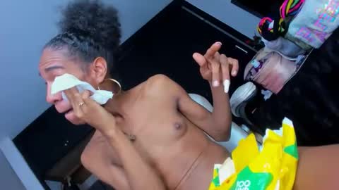 Snapshot of keisymarianats chatting on 10, 4, 2026 KEISY MARIANA online show from 10, 4, 2026