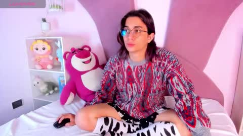 Keita moon online show from 25, 3, 2026