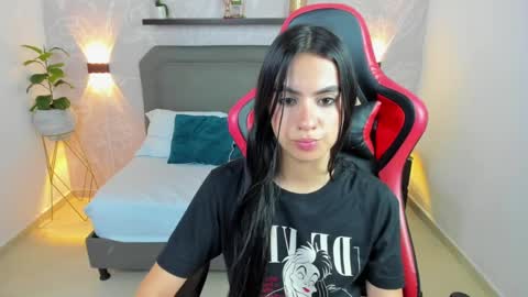 K E I T H Y online show from 12, 3, 2025