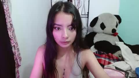 Snapshot of keity_russo03 chatting on 6, 10, 2025 annie rosse16 online show from 6, 10, 2025