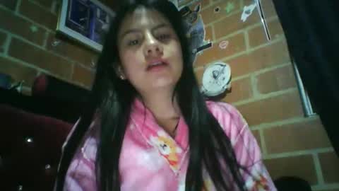 Snapshot of kekillisweett396902 chatting on 22, 12, 2025 candyxxht online show from 22, 12, 2025