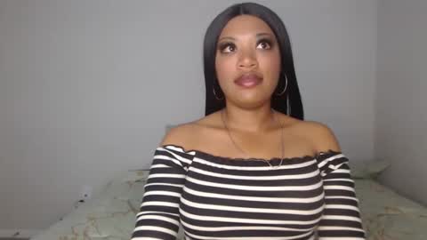 Snapshot of kelliecapri chatting on 17, 1, 2025 Kellie online show from 17, 1, 2025