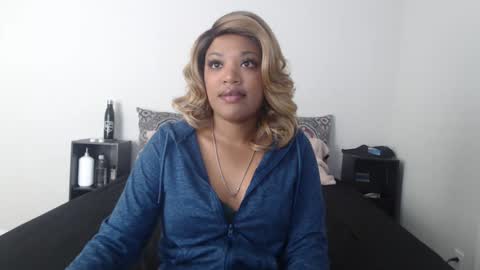 Snapshot of kelliecapri chatting on 16, 2, 2025 Kellie online show from 16, 2, 2025