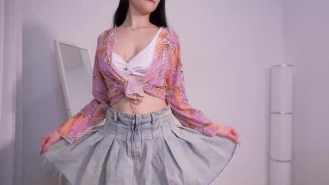 Snapshot of kelly_ember chatting on 9, 1, 2025 KELLY online show from 9, 1, 2025