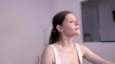 Snapshot of kelly_ember chatting on 9, 1, 2025 KELLY online show from 9, 1, 2025