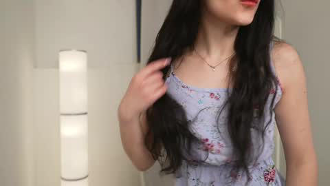 Snapshot of kelly_ember chatting on 17, 1, 2025 KELLY online show from 17, 1, 2025