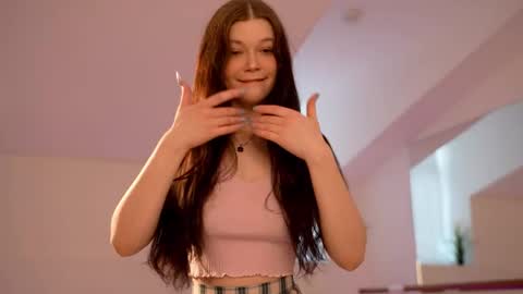 Snapshot of kelly_ember chatting on 25, 2, 2025 KELLY online show from 25, 2, 2025