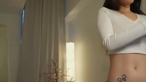 Snapshot of kelly_ember chatting on 9, 10, 2025 KELLY online show from 9, 10, 2025