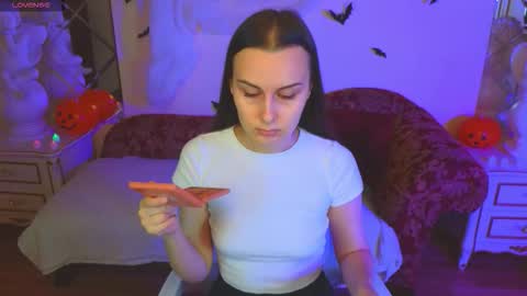 Im Kelly online show from 17, 10, 2025