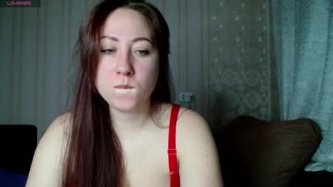 Snapshot of kellycrystall chatting on 3, 1, 2025 kellycrystall online show from 3, 1, 2025