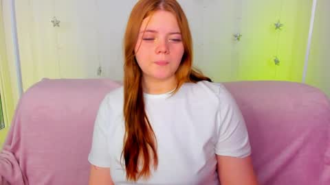 Kellyfiery online show from 8, 4, 2026