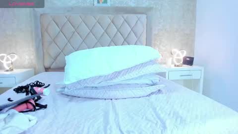 Snapshot of kellymillian_ chatting on 5, 12, 2024 kellyMillian online show from 5, 12, 2024