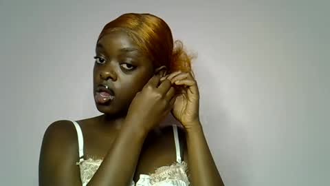 kellymine_ online show from 18, 5, 2026