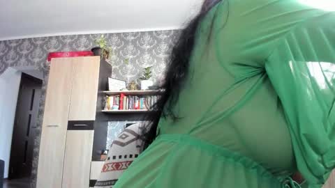 Snapshot of kellymorgan_ chatting on 30, 10, 2025 Monday - Friday  08 am - 3 pm GMT 3 online show from 30, 10, 2025