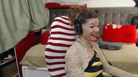 kelly online show from 9, 11, 2025