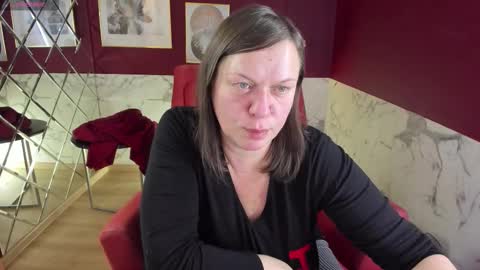 Kelly online show from 16, 10, 2025