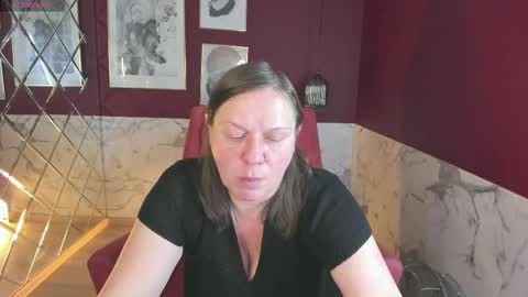 Kelly online show from 9, 11, 2025