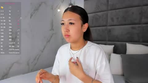 kellyy_bern online show from 14, 9, 2025