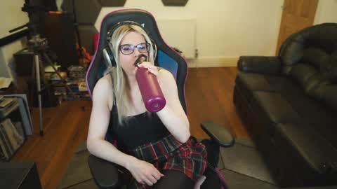 kelseycobalt online show from 6, 12, 2024