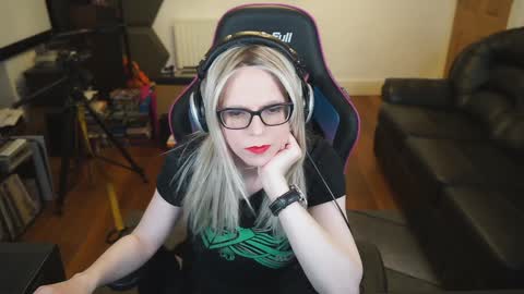 kelseycobalt online show from 21, 12, 2024