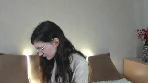 Kelsirabenold online show from 31, 3, 2026