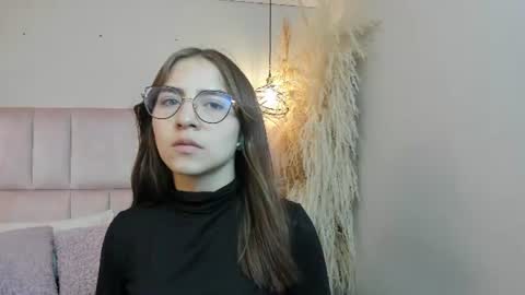 Snapshot of kely_morgan chatting on 19, 6, 2026 Kely online show from 19, 6, 2026