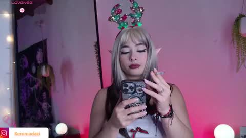 Snapshot of kemmadakii chatting on 21, 12, 2025 Kemma online show from 21, 12, 2025