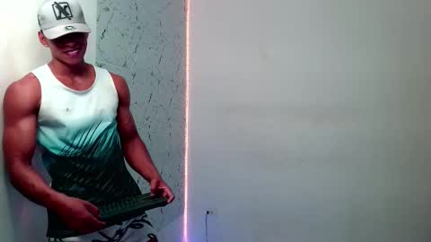 Snapshot of ken__owensx chatting on 25, 9, 2025 ken__owensx online show from 25, 9, 2025