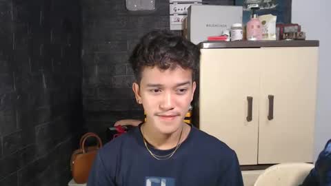 Snapshot of ken_bigcockxx chatting on 17, 2, 2025 Ken online show from 17, 2, 2025