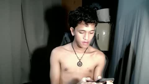 Snapshot of ken_bigcockxx chatting on 21, 11, 2025 Ken online show from 21, 11, 2025