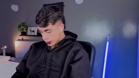   online show from 11, 10, 2025